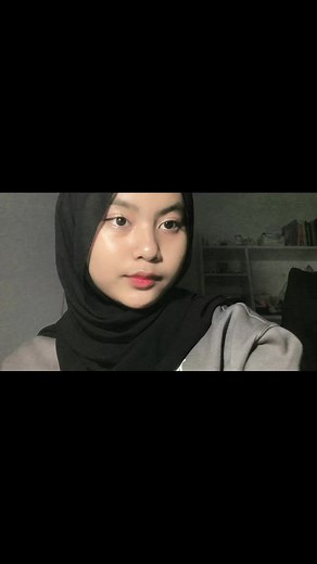 Understanding Gestures: A Study of Human Communication