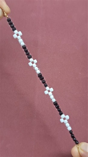 ✝️ Cross Bracelet DIY | Easy Beaded Tutorial🎉