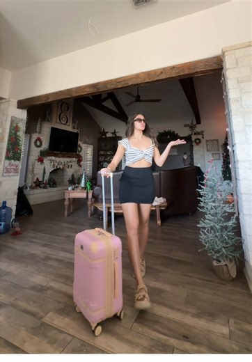 Why am I dressed like this in January 🤦🏽‍♀️ | Dresses