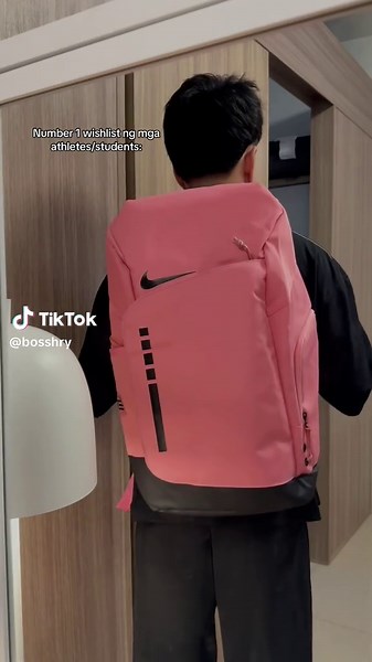 Nike Elite Bags: Perfect for Athletes and Students