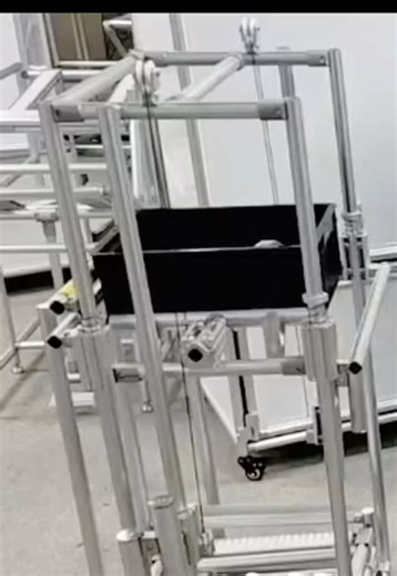 0428 Turnover cart. It is more convenient for employees to move materials with it.#workbench #karakuli #kaizen #factory #tips #tip #aluminum #customized #joint #improvement #madeinchina