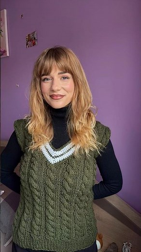 The process of knitting a cable pattern vest🤍