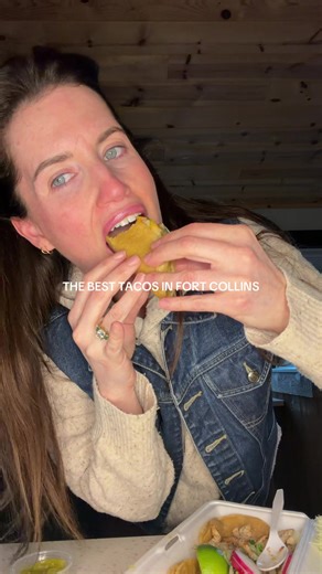 just in time for cinco de mayo. My favorite and what I think are the best street tacos in Fort Collins, Tortillas Las 4 Americas on College! Yes yes yes, and i share the only way to eat chips and guacamole:) #foodreview #food #cincodemayo