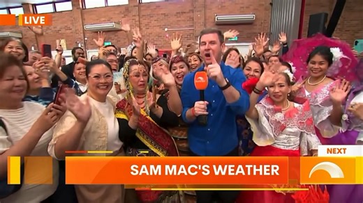 🎥🌅 Filipino Pride on Australian Morning Television! 🇦🇺🇵🇭✨ Filipino culture, food, sport, and talent lit up Channel 7’s Sunrise on 5 November 2025 as Sam Mac broadcast live weather crosses featuring our vibrant community! From classic Filipino breakfasts with Anna Manlulo of the Filipino Food Movement Australia, alongside Lugaw Queen and Bruno’s Filo Food, to the Royals Basketball spotlight with Marinette Impresso, the feature showcased the vibrant spirit of Filipino life in Australia. The