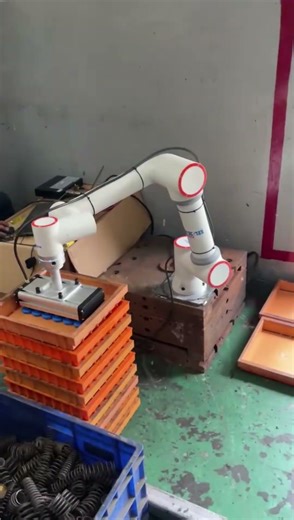 FR5 Palletizing in India 🇮🇳 #fairino #machine #robot