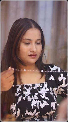 142K views · 633 reactions | hairstyle video Best hairstyle for beginners Hairstyles tutorial Hairstyles Simransecrets New songs- pls listen to this wonderful track- tere ishq by @charnamusic #simransecrets #hairtutorial #instagram #makeup #hairstyles | Simransecrets | Facebook