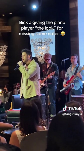 Happy to know Nick J is human 😂 @Nick Jonas #close #sundaybest #nickjonas #lasvegas