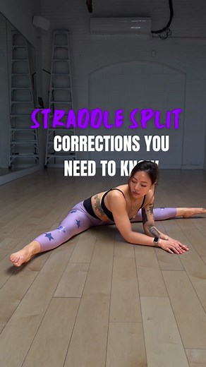 Straddle splits or “pancake” corrections: 1. External rotation vs the internal for middle splits 2. Keep a flat back so you can engage the hips 3. Engage the legs to stretch the lower part of your hamstrings Want more? It’s not too late to join Limber Legends! 🔗 in byo #flexibility #flexibilitytraining #stretchingexercises #legstretch #mobility #contortion