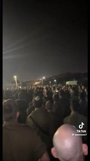 #Israeli soldiers sing #Hatikvah