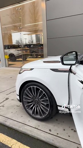 Range Rover Velar: Luxury SUV 2023-2024 Models and Features