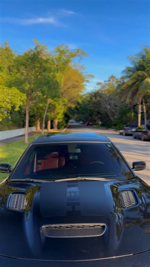 Just A Kid..Z | Focusing on the beast. 🐈‍⬛ #hellcat #hellcatfam #hellcatcharger #hellcatchallenger #hellcatclub #hellcataddicts #hellcatredeye... | Instagram