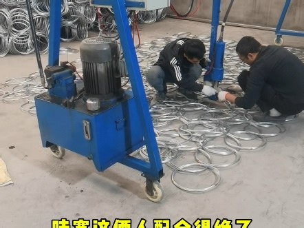 环形结构融合高强度材质，柔性消能精准化解冲击力，立体防护覆盖山体边坡，高效拦截落石崩塌隐患；抗腐蚀耐候设计适应复杂环境，低维护长效守护工程安全。