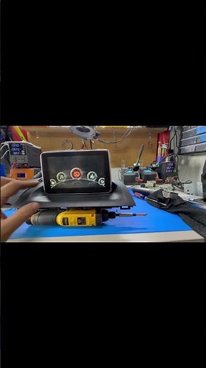 Falla de touch y display Mazda 3 le damos solución