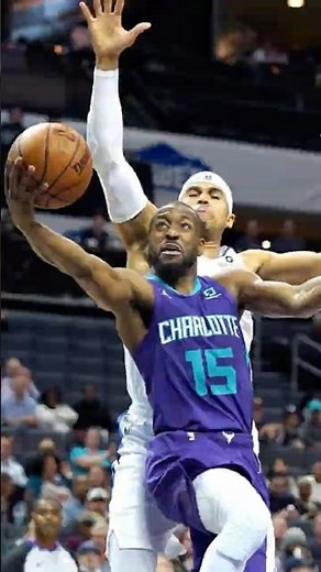 Kemba Walker Turns Defense into Showtime 💥