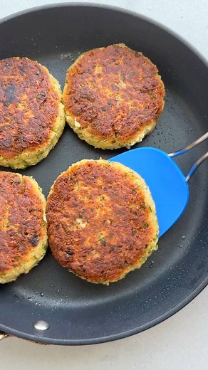 70K views · 697 reactions | Cookbook Sneak Peek Recipe 3: Whether you’re vegetarian or want to eat more meatless proteins, you’re going to love this herby white bean burger made with labneh for a tangy boost of flavor, richness, and moisture. These are great in buns, but also alone with a large salad. You can find the full recipe exclusively in my cookbook – available everywhere books are sold | Feel Good Foodie | Facebook