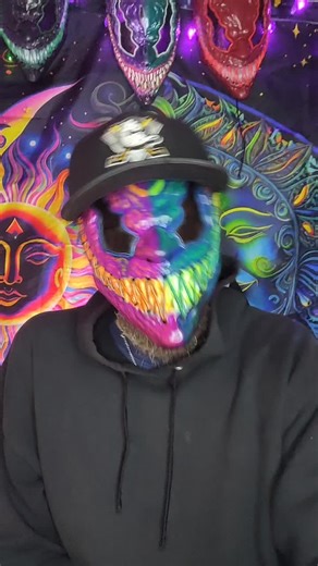 🤣🤣 @Mrs Troll🧌🤜🏼🤛🏼✌🏼🖤 #viral #mask #fyp