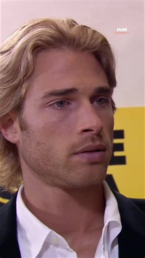 Héctor se enamora de Rubí en Telenovelas