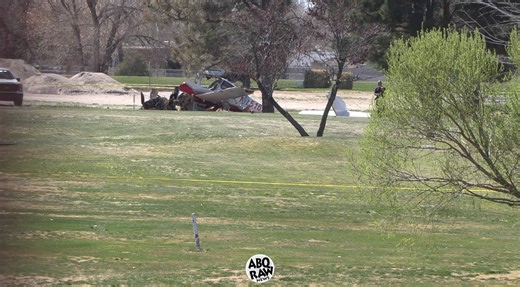 One Dead After Plane Crashes at Los Altos Golf Course - ABQ RAW
