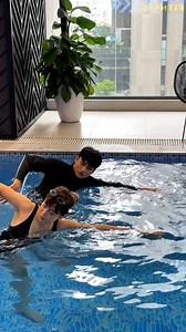 444 reactions · 23 shares | Theo chân cô nàng gymer xinh đẹp khám phá bí quyết phục hồi cơ, cải thiện đáng kể cơn đau nhức của cột sống bằng phương pháp bơi trị liệu nhé! #UNITY #UNITYFitness #unityfitness #songkhoedethanhcong #songkhoe #thanhcong | UNITY Fitness | Facebook