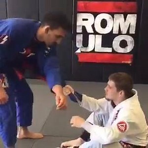 71K views · 487 reactions | lapel guard counter to flying triangle ---> #najmistyle | Edwin Najmi | Facebook