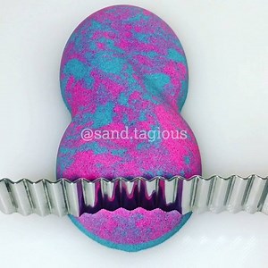 252K views · 424 reactions | Here's a colorful kinetic sand shape with a cool wavy vegetable knife. Be sure to subscribe at youtube.com/sandtagious for longer videos. #satisfying #kineticsand | Sand.tagious | Facebook