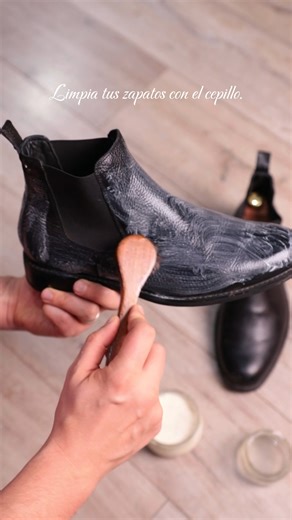 5.4K views · 53 reactions | Nuestro Saddle Soap limpia, nutre y protege el cuero en un solo paso. | Dalston House Perú | Facebook