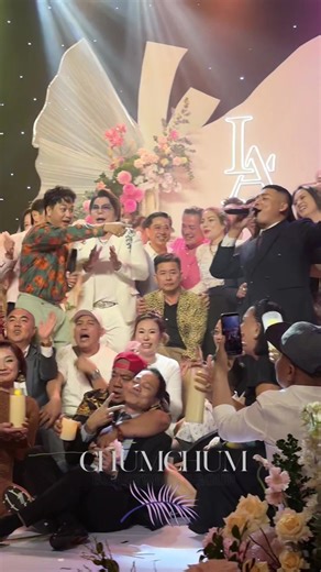 Hội ngộ nghệ sĩ Quách Tuấn Du tại đám cưới Tấn Beo