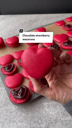 itsnotamacaroon | amanda on TikTok