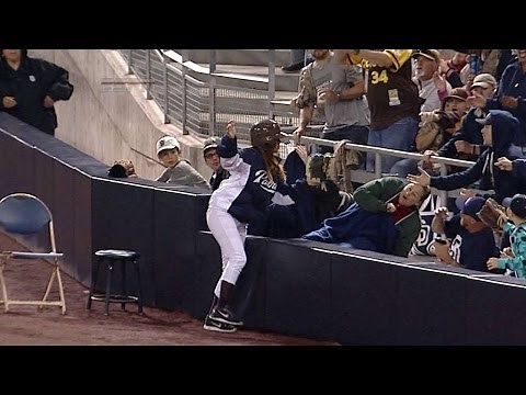 Padres ballgirl makes catch of Opening Night