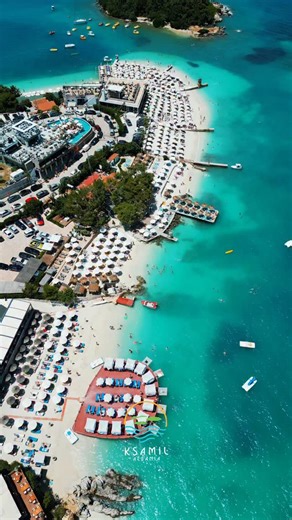 Ksamil is the Top Beach Destination in Albania 🇦🇱 📍🌊 #Ksamil is a hidden-gem. Albania as a country is new and upcoming tourist destination within Europe. When you visit Albania, you cannot miss the highlight Ksamil Beach! Ksamil is a paradise-like beach destination in the south of Albania. The Albanian Riviera has many pretty beaches. But this beach gives you that bora bora beach feeling. Only here you feel like you are in the Maldives, without the hour of flying or the high expenses. Unlike