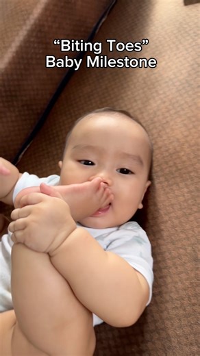 25 reactions · 3 comments | Babies bringing their feet to their mouth to suck or chew on their toes is a normal and common developmental milestone, typically occurring between 4 and 8 months of age. This behavior, often called "finding their feet," is a way for babies to explore their bodies and surroundings, promoting body awareness, sensory development, and even strengthening core muscles. #baby #milestone | Angelica Soriano | Facebook