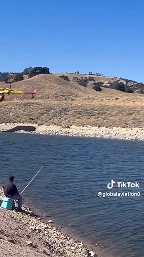 Smooth Canadair CL-415 Water Landing
