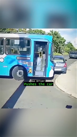 Savage bus driver vs Karen