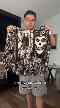Misfits x supreme collab unboxing #misfits #supreme #subscribe #shorts