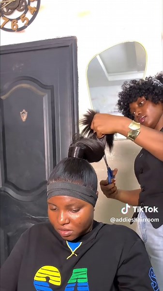 Mastering Custom Frontal Hairlines: A Step-by-Step Guide