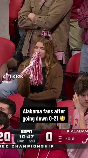 Alabama Fans React to 0-21 Deficit Against Georgia