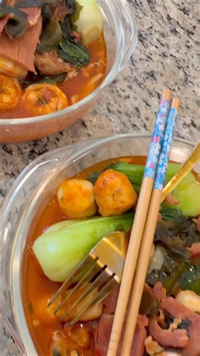 HOW DO YOU MAKE YOUR PHÒ? #youtubeshorts #comfortfood #winterfood