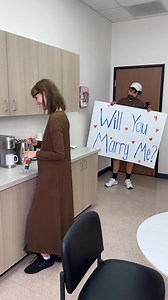PB teacher's school proposal to his sweetheart! | The Vu Team