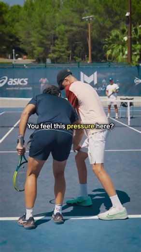 THE COACH on Instagram: "Improve your backhand with these tips! #tenniscoach"