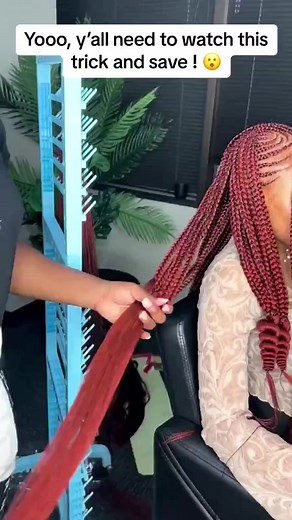 Try yhis method to get beautiful spiral curls! 😍 🎥 credit: braids_heaven Braider🎀🎀 (braider based in Houston, go check her out!) Follow us for daily braids inspo, tips, tutorials and more 💗 #curlybraids #frenchcurlbraids #braidswithcurls #gingerbraids #fulanibraids #feedinbraids Visit braidhairstyles.com for more inspiration. | braidhairstyles_com