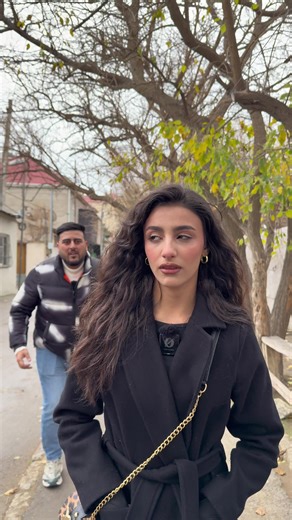 Sevgi yoxsa maddiyat ?