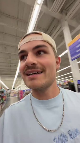 Walmart calorie challenge 🧺 #couple #couplescontent #couplestiktok | Couple TikTok