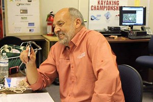 How are community college instructors paid in North Carolina?