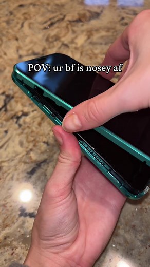 One of my best purchases 🔥 #privacycase #stealth #stealthcase #iphone #samsung #phoneaccessories #privacy #iphoneaccessories #privacyscreen