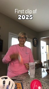 It still shocks me every time I look back at this first video from the 2025… I still can’t believe how inflamed I was At first, I started this for my anxiousness, brain fog, fatigue, overwhelm, and sadness not even realizing how much my cortisol was running the show. But once I began supporting my body with this simple 2-part holistic system, everything shifted.The side perks?💥 20 pounds down💥 Belly bloat gone💥 My mood and energy — finally stableHere’s why this works 👇When your cortisol is o