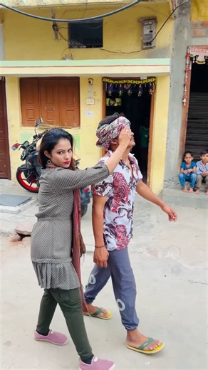 Ankit jatav on Instagram: "Ye kya huwa🤣😂… . . . #instagram #indore #ankit1609 #funny #comedy #meme #comedia #trend #india"