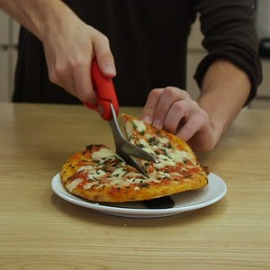 885K views · 586 reactions | We tested Amazon's top-rated pizza scissors against a traditional pizza cutter. If you want to buy one, use this link. We'll make some money to support our videos: https://insder.co/ScizzaPizzaScissors | Insider Kitchen | Facebook