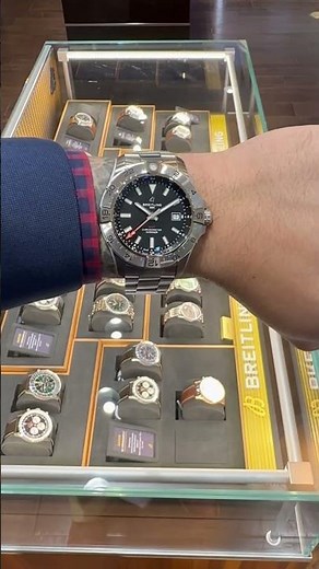Breitling Avenger GMT