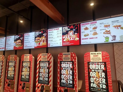 How to Create Restaurant TV Menu Boards with Digital Signage - ScreenCloud