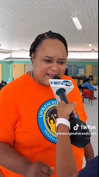 Peeps does she make a geat MP one day soon? #bahamas #streetkreds #fyp #suncashbahamas #godislove❤️🙏🏾 #peaceandlove #bahamastiktok @streetkreds